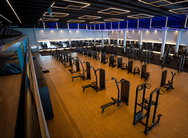 Interior da academia D.Finefit